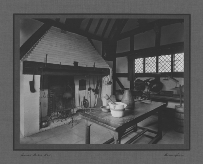 cropped-panel-8-selly-manor-finished-interior-74972.jpg