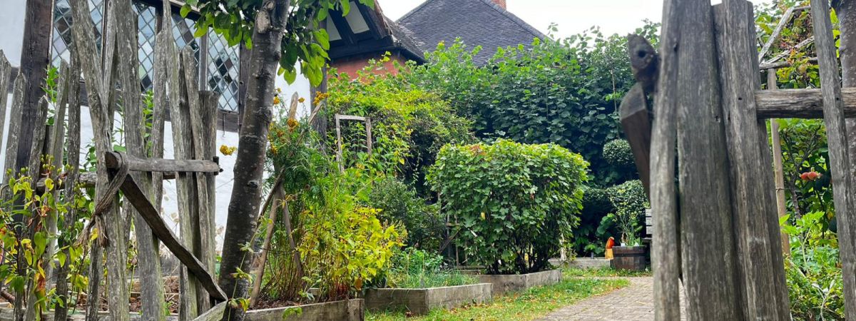 The Medicinal and Spiritual Importance of Gardens in the Tudor and Stuart Period